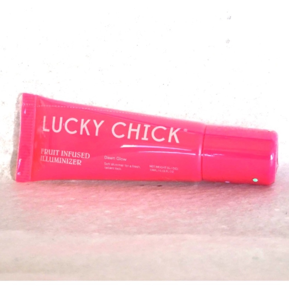 Lucky Chick Fruit Infused Illuminizer - Pink